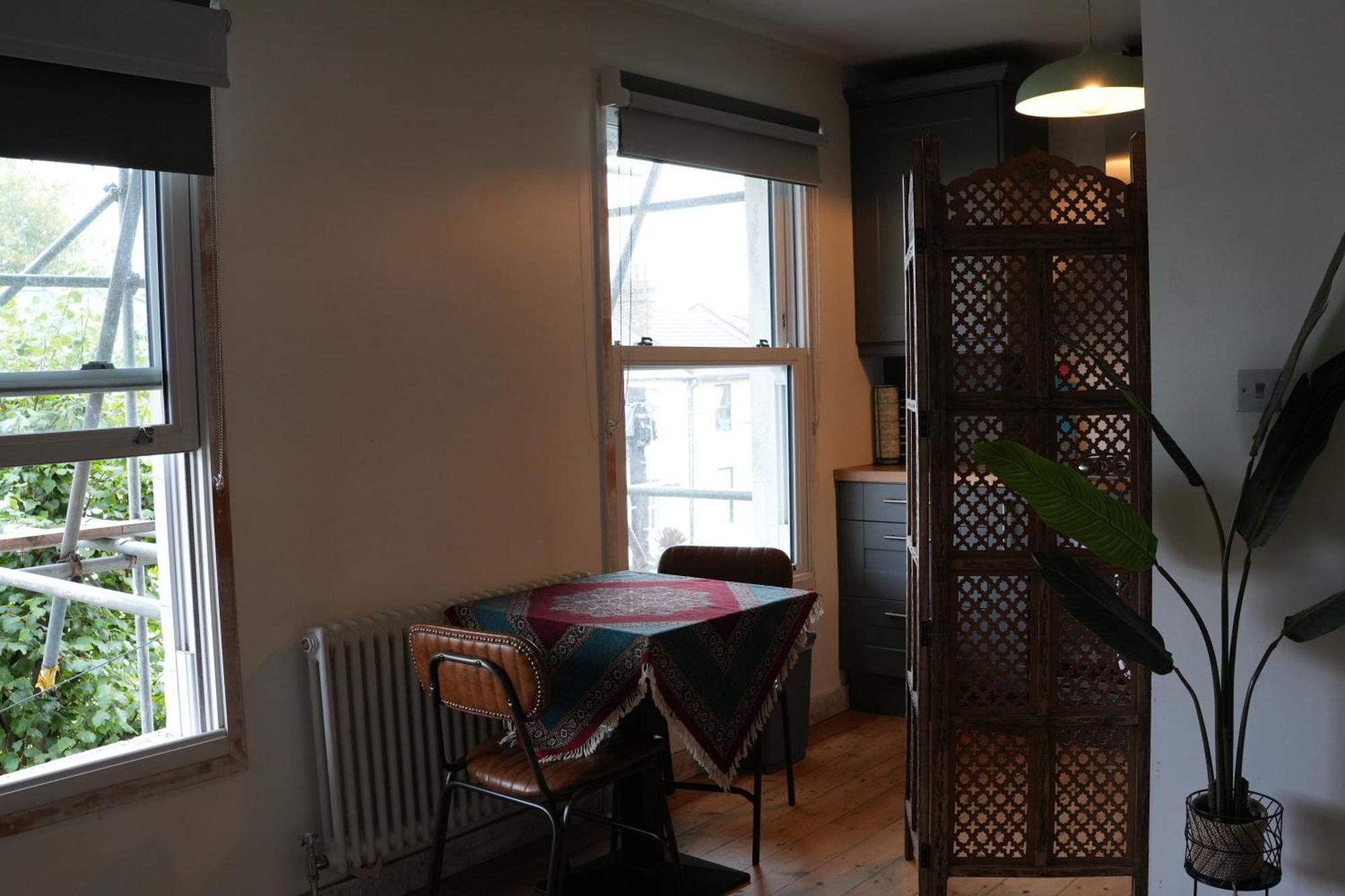 شقة Stylish-Brockley-Entire Place لندن المظهر الخارجي الصورة